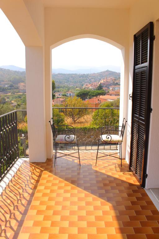 Apartament House In Caramagna Imperia Pokój zdjęcie
